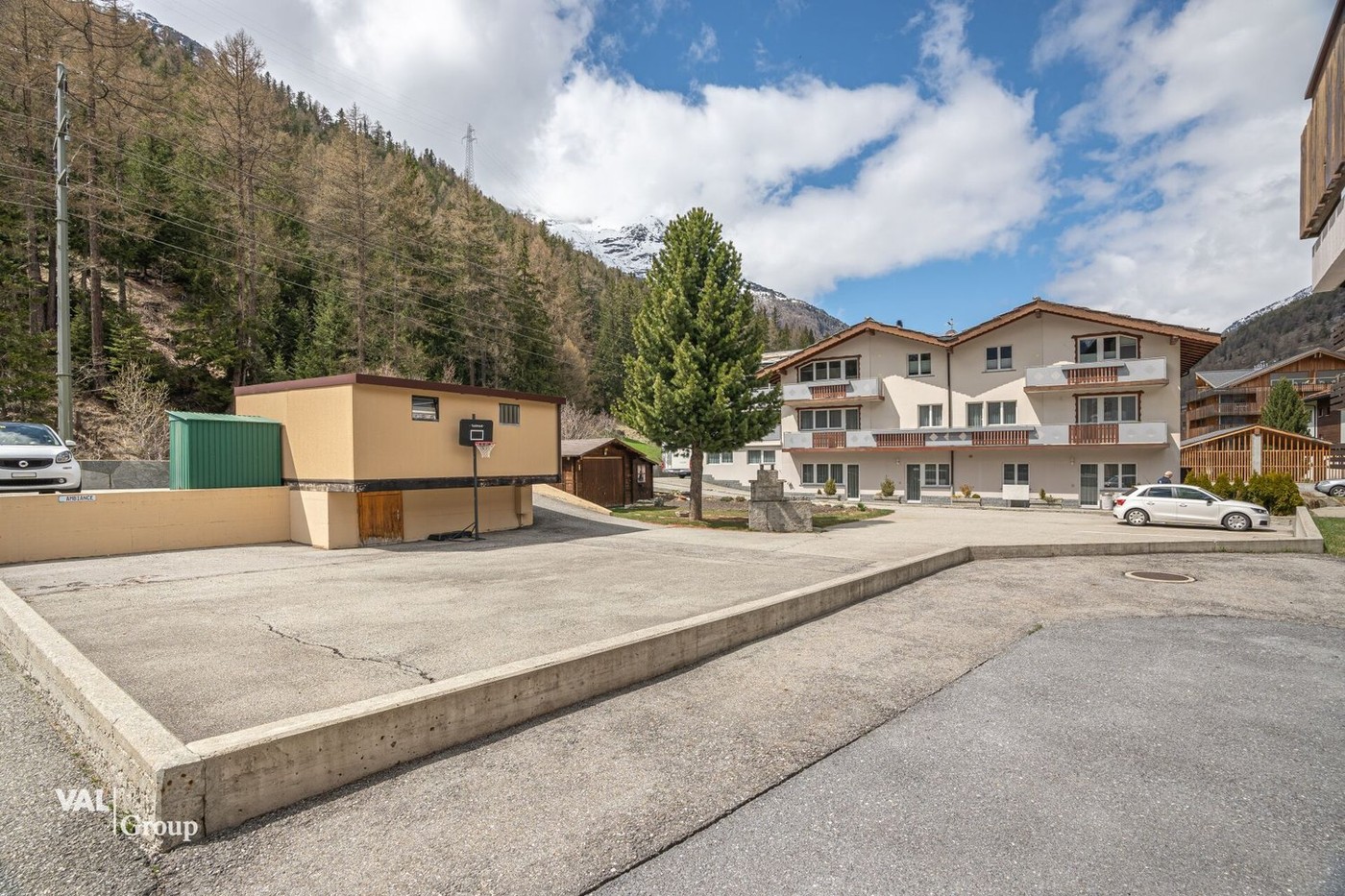 743m² terrain à bâtir
