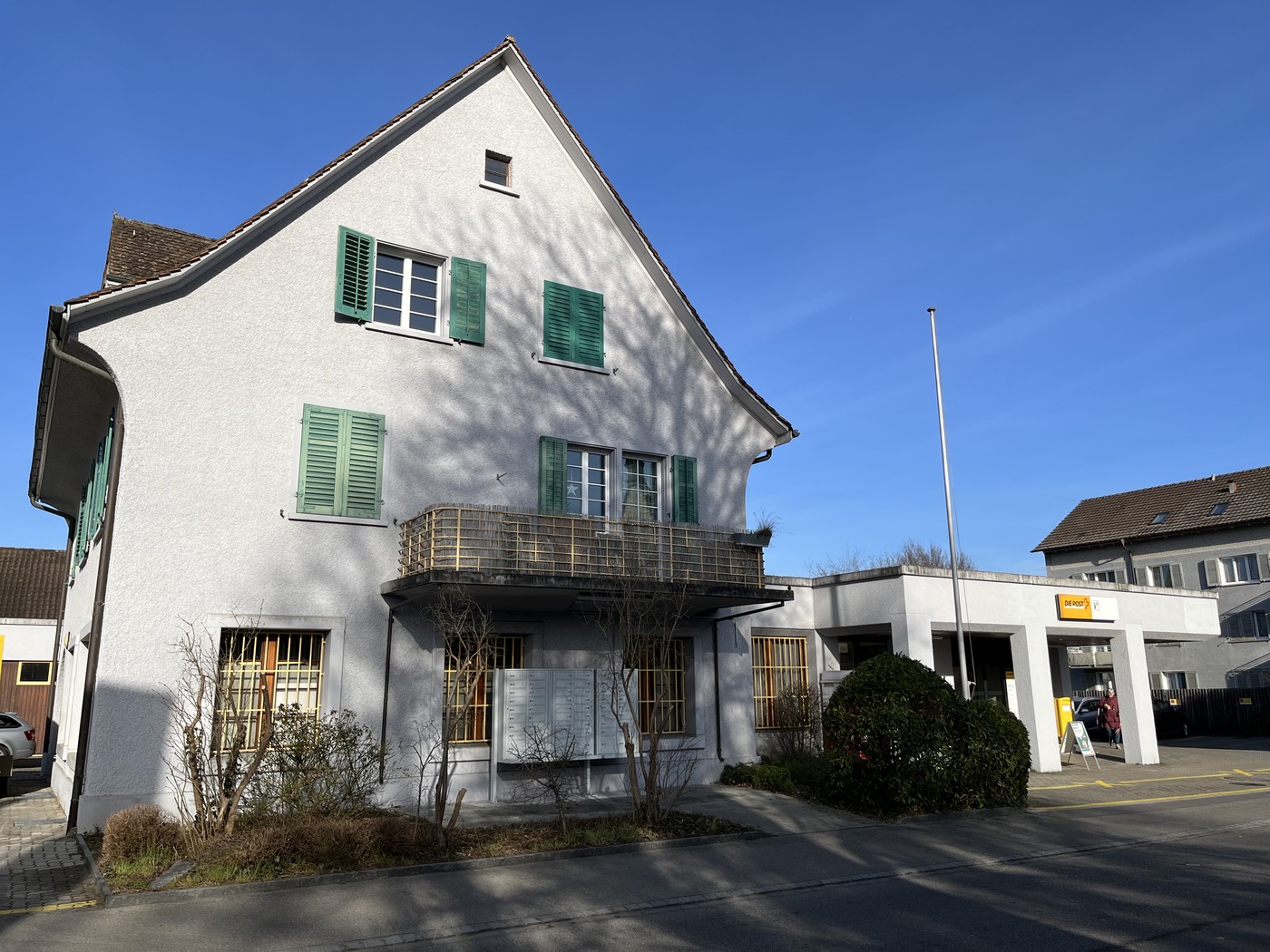 300m² commercial, photo 1 of 10