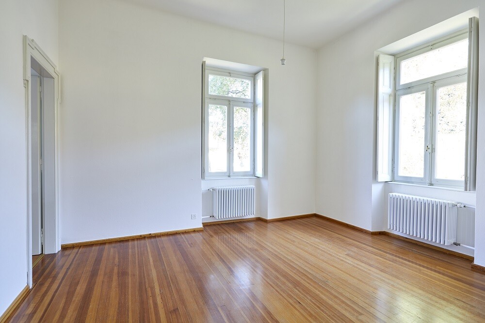 Office, photo 4 of 10