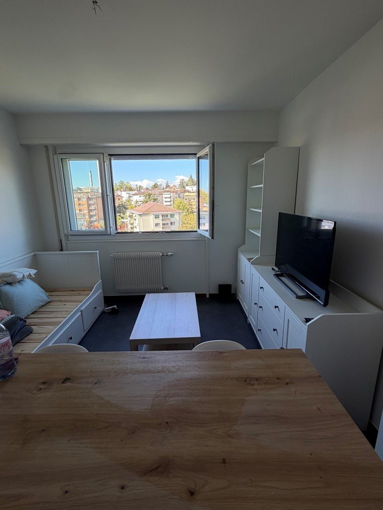 1 room apartment, photo 1 of 5