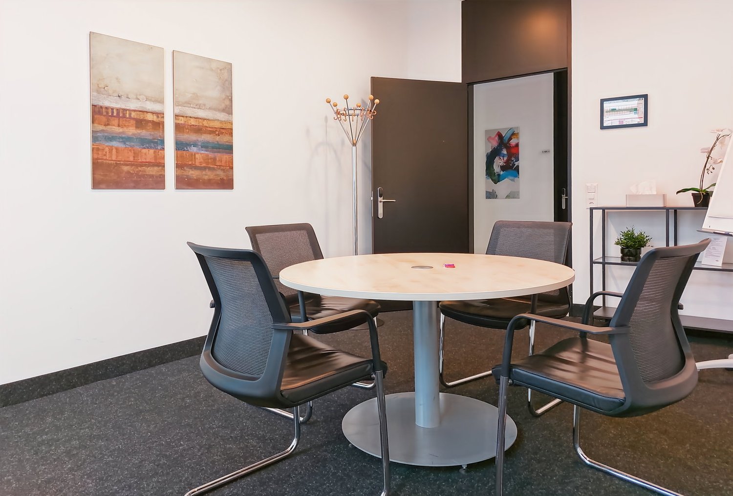 Office, Foto 5 von 7