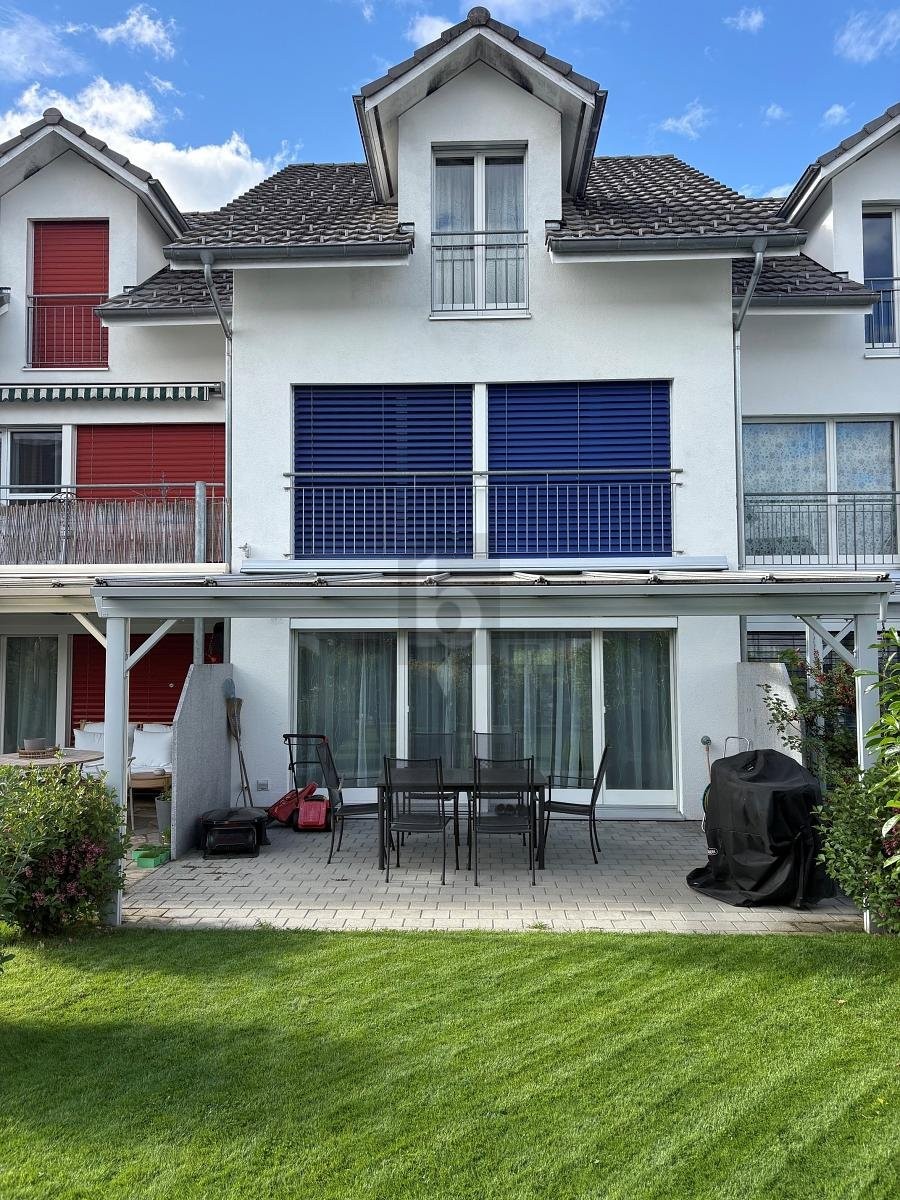 5 ½ rooms row house, photo 1 of 4