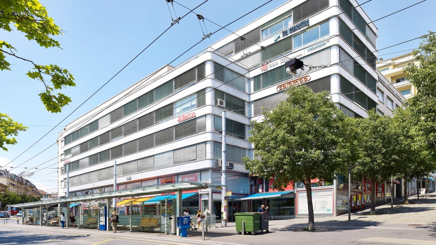 238m² office, photo 2 of 9