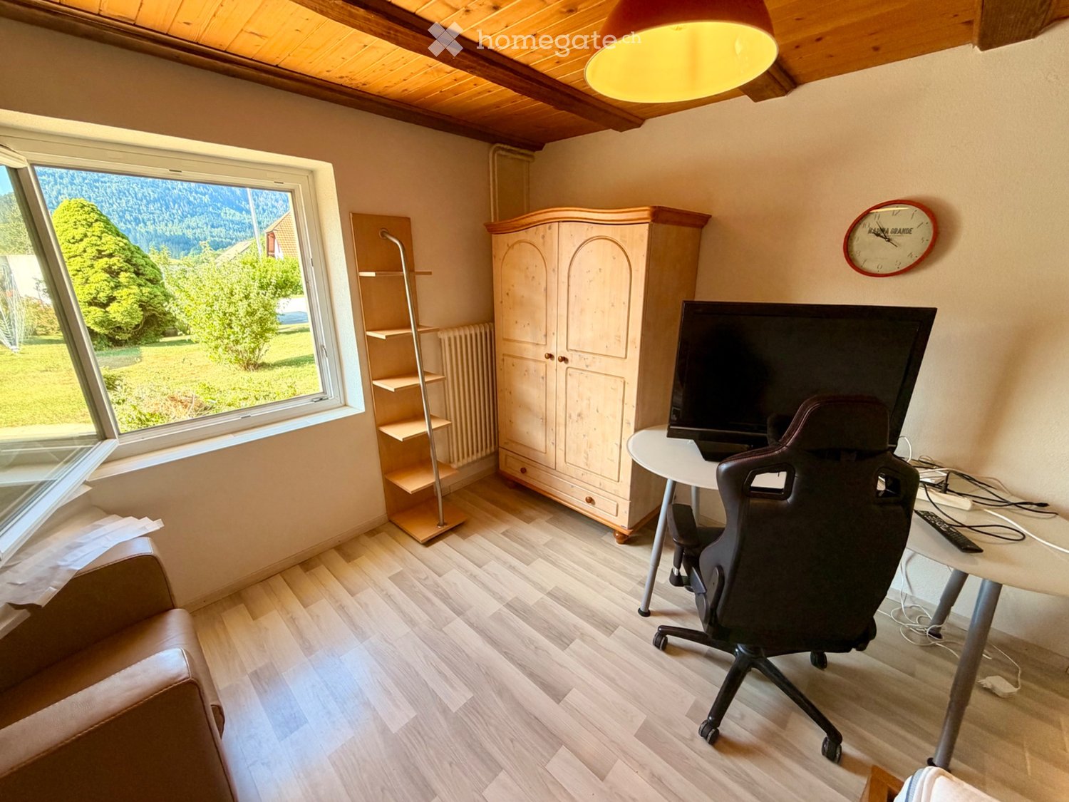 1 room single room