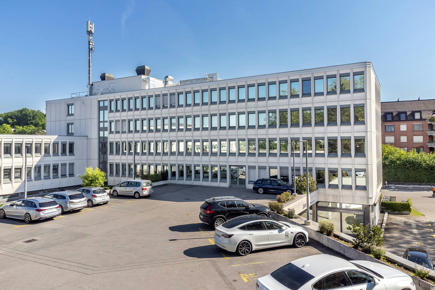 316m² office, photo 3 of 10
