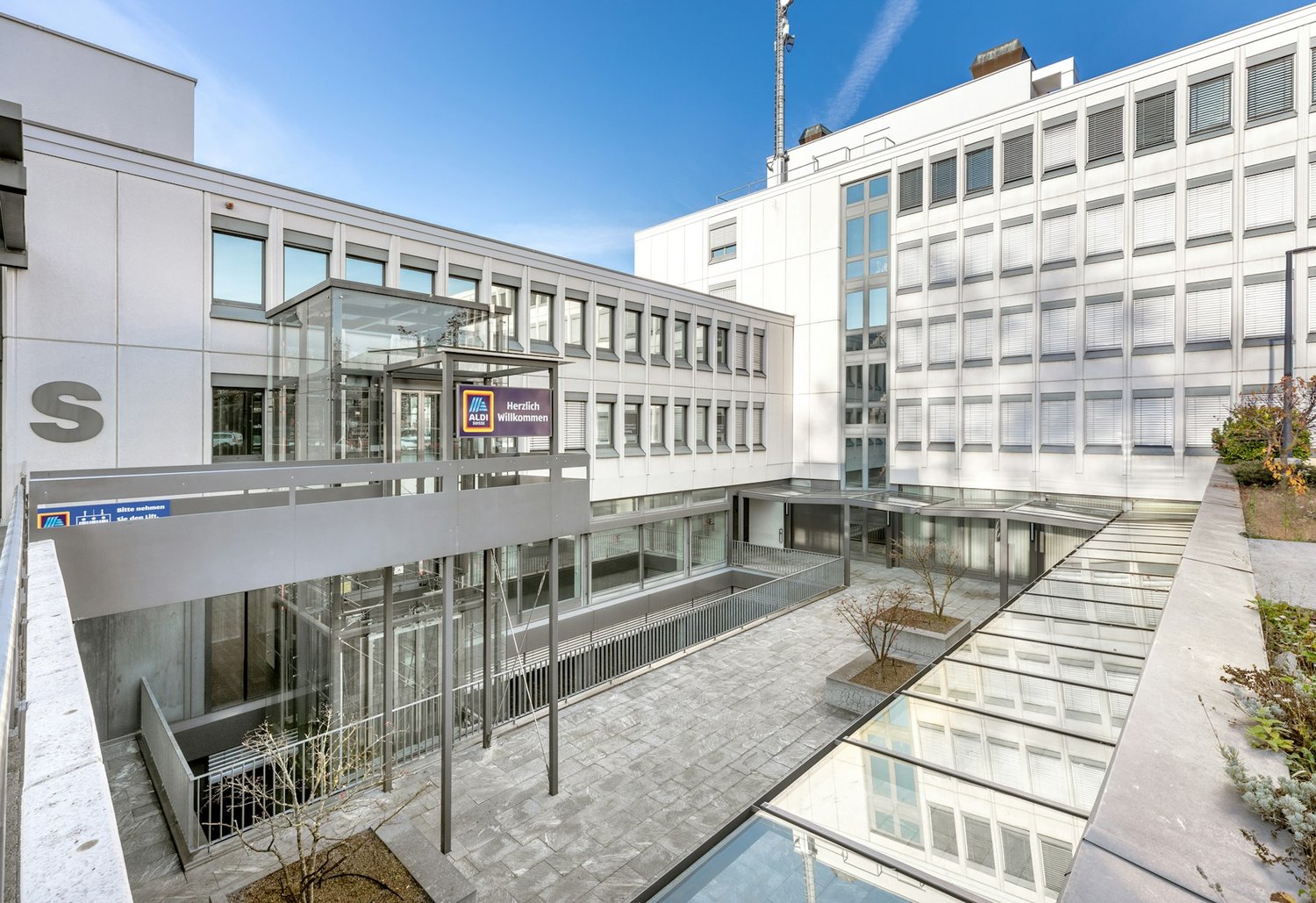 316m² office, photo 5 of 10