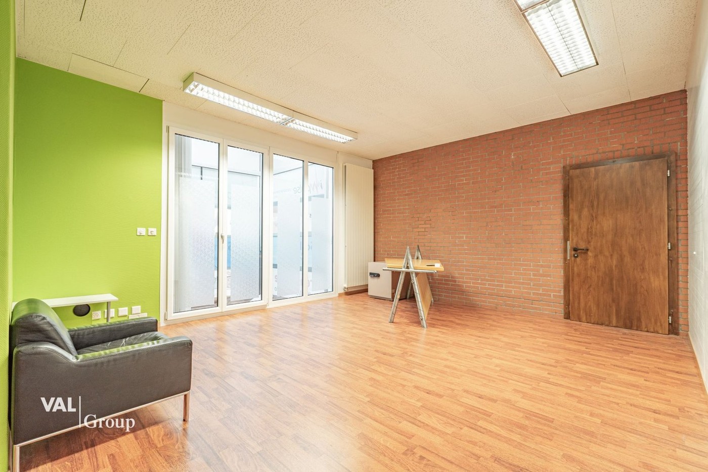 731m² advertising area