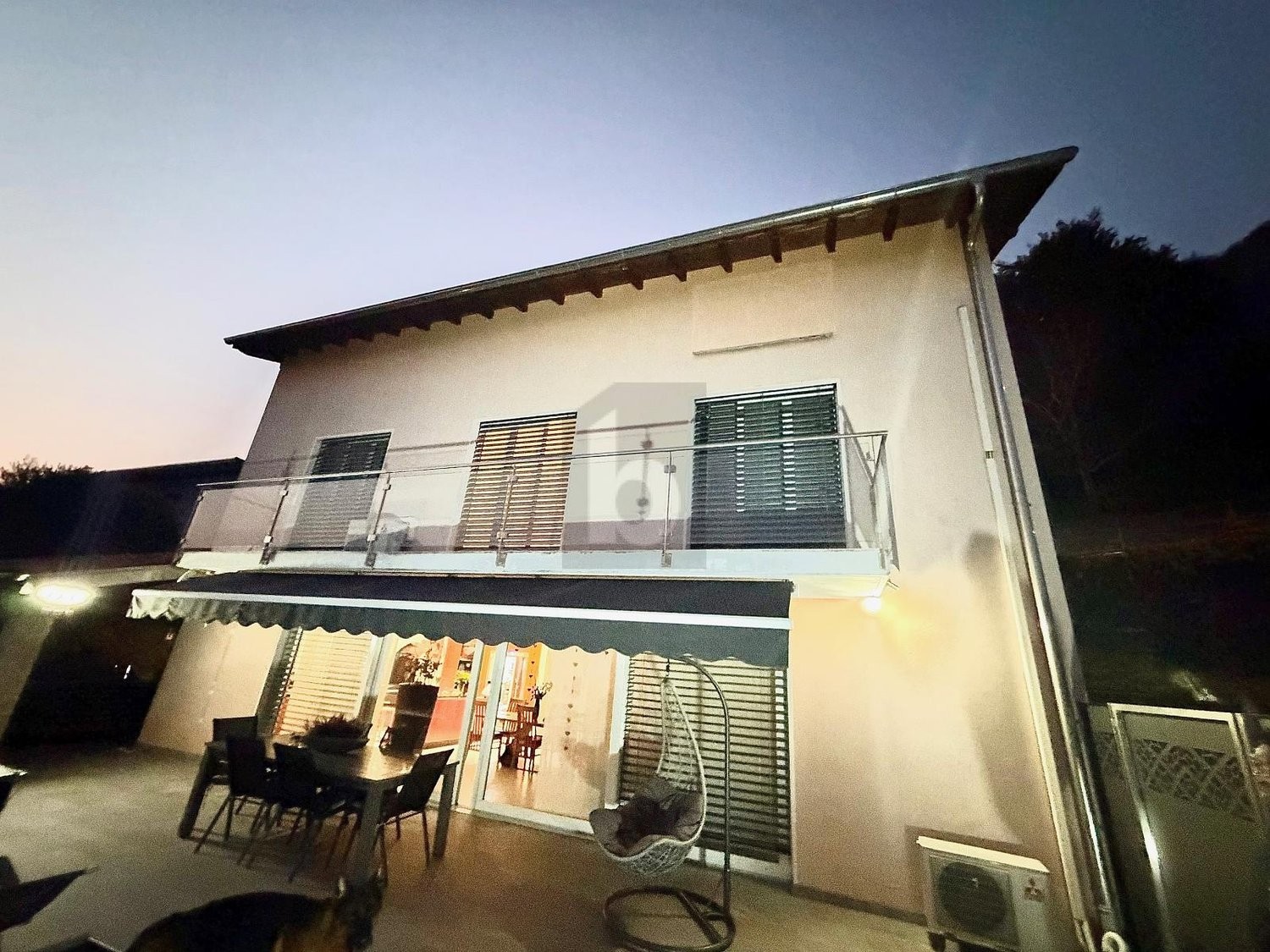 7 ½ rooms single house, photo 2 of 4