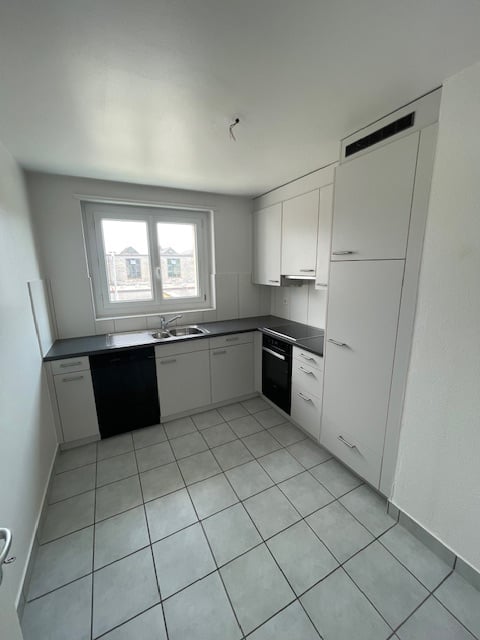 3 rooms apartment, photo 2 of 10