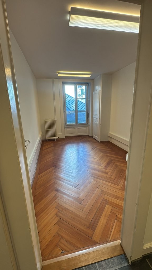 131m² office, photo 7 of 10