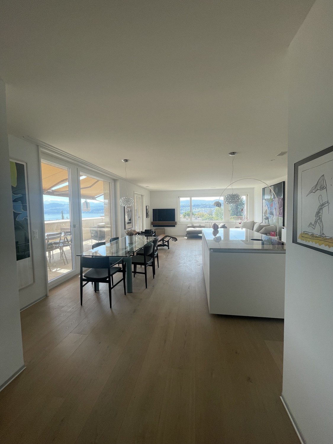 3.5-room apartment with lake view and 20 m² terrace in Meilen, photo 2 of 7
