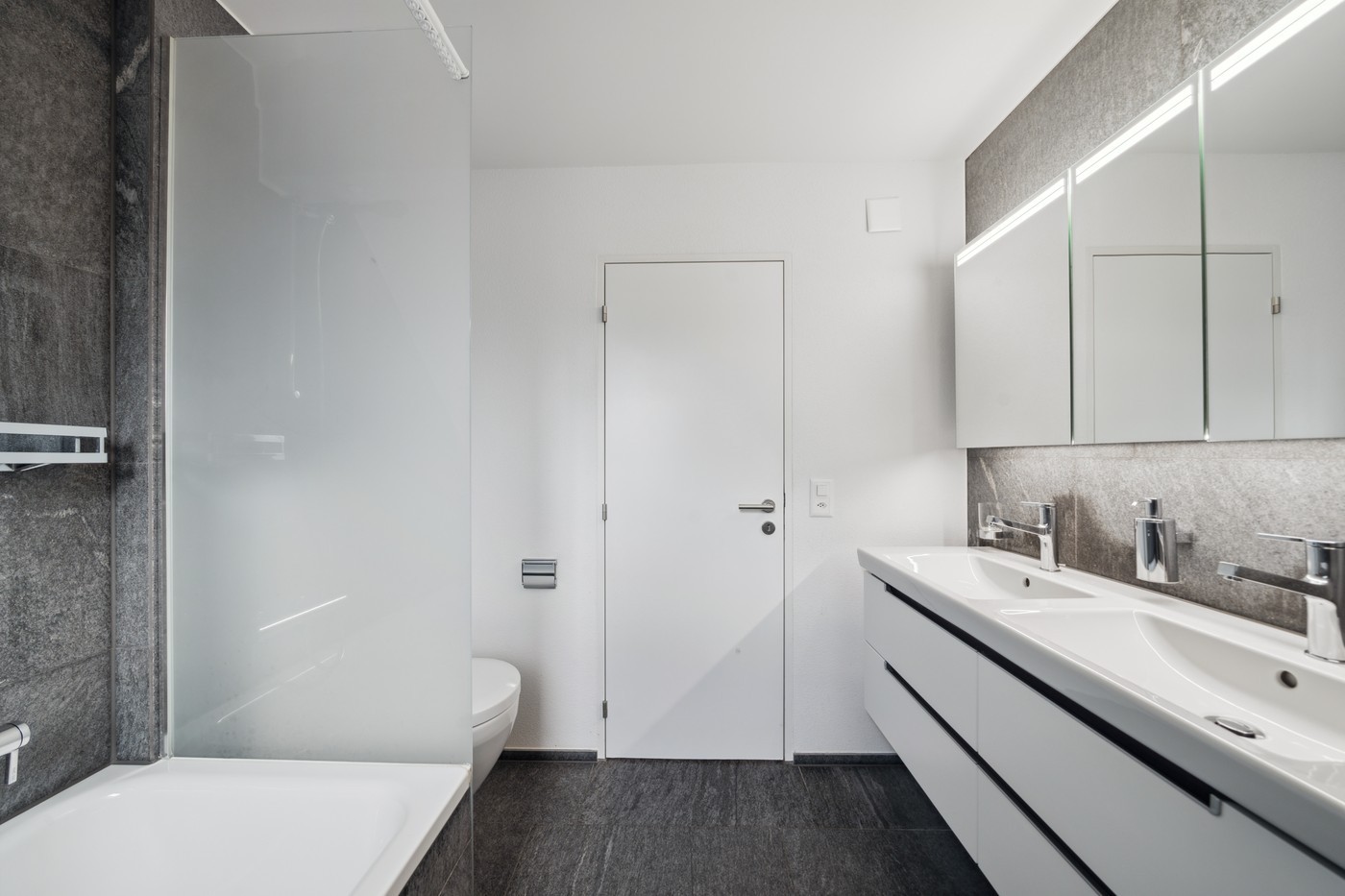 5 rooms duplex, photo 9 of 10