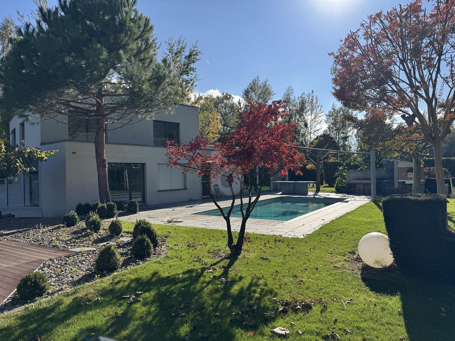 7 ½ rooms villa, photo 1 of 4