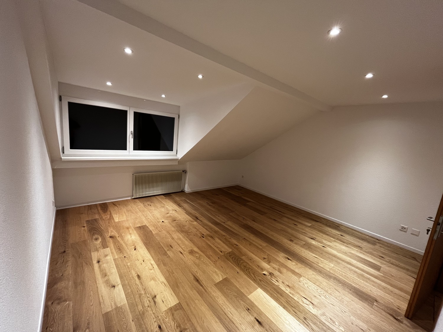 5 rooms apartment, photo 7 of 10