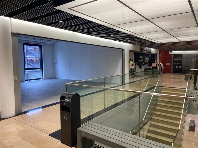 58m² shop, photo 4 of 4