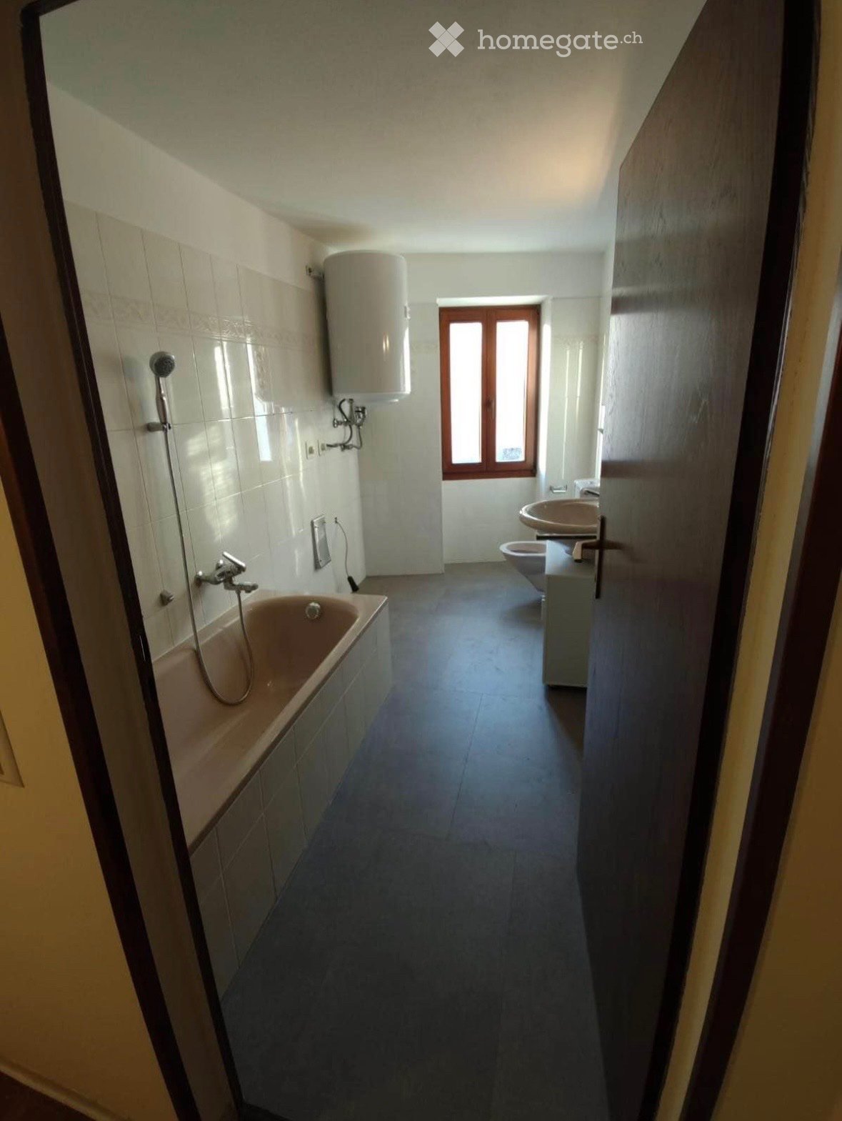 2 rooms single house