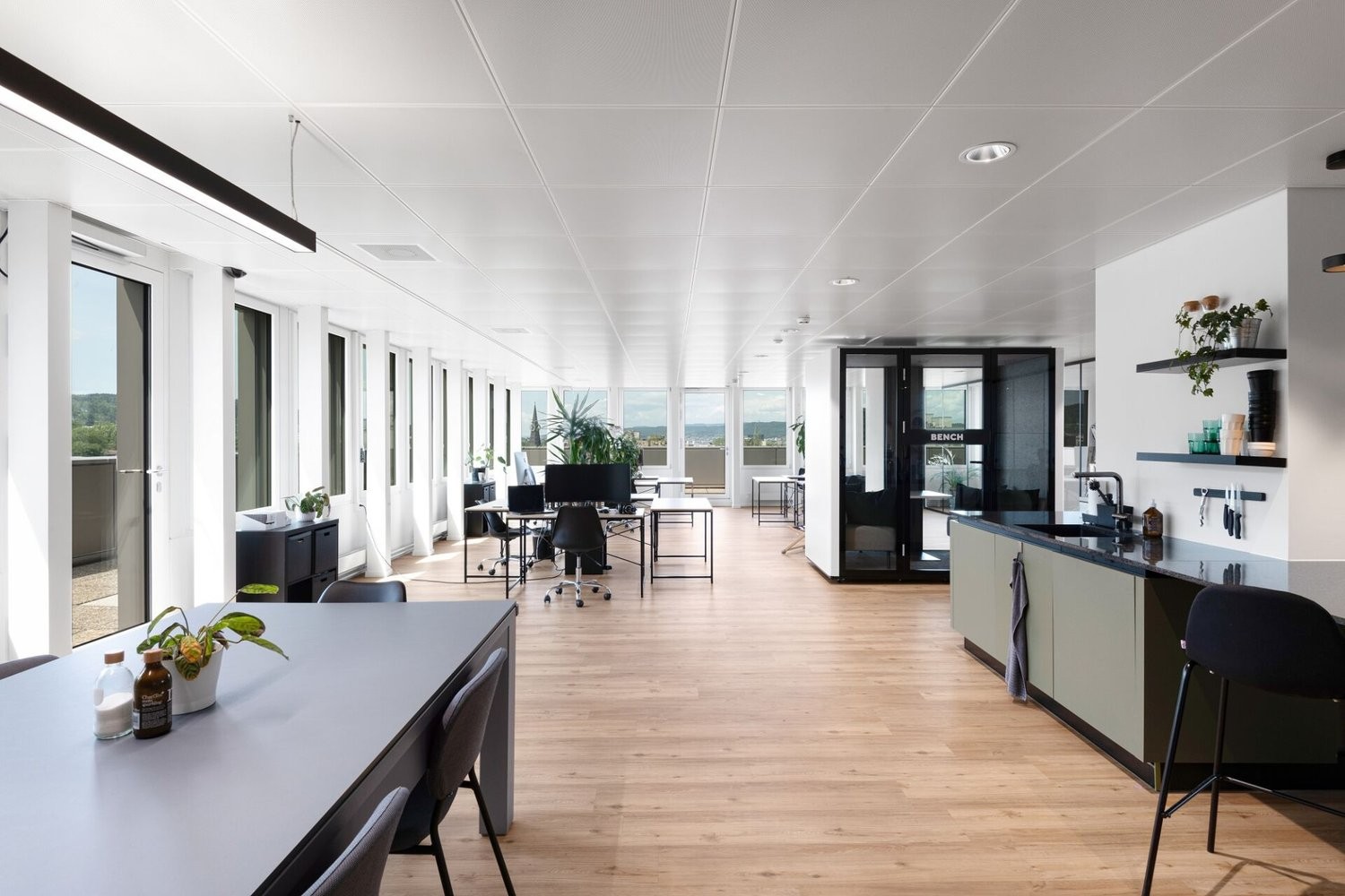 1839m² office, photo 9 of 10