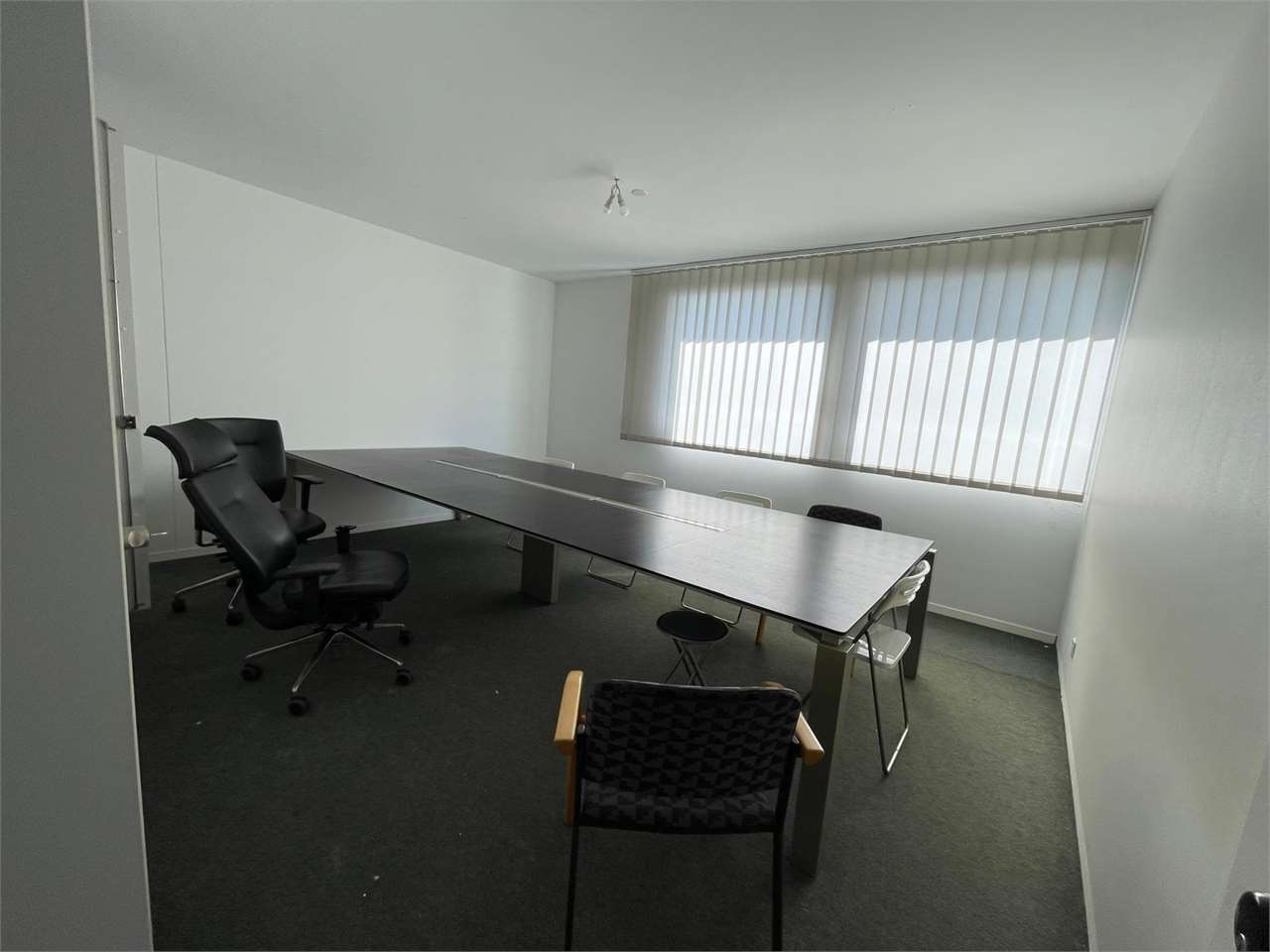 Office, photo 4 of 7
