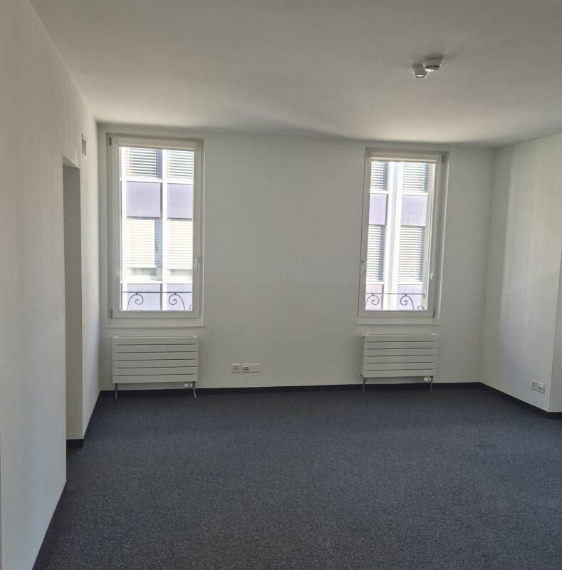 1306m² office, photo 5 of 10