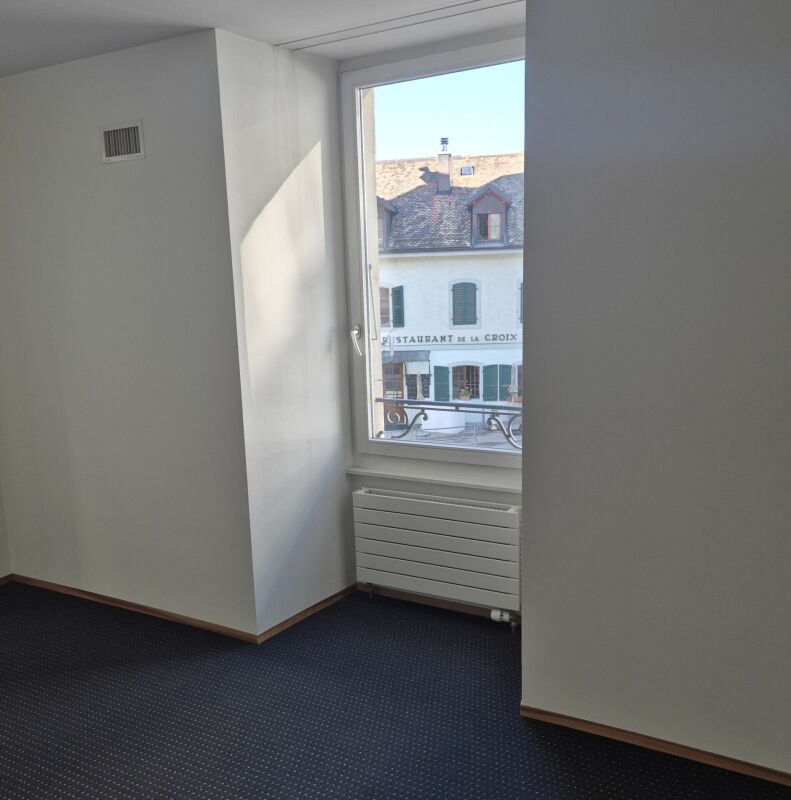 1306m² office, photo 4 of 10