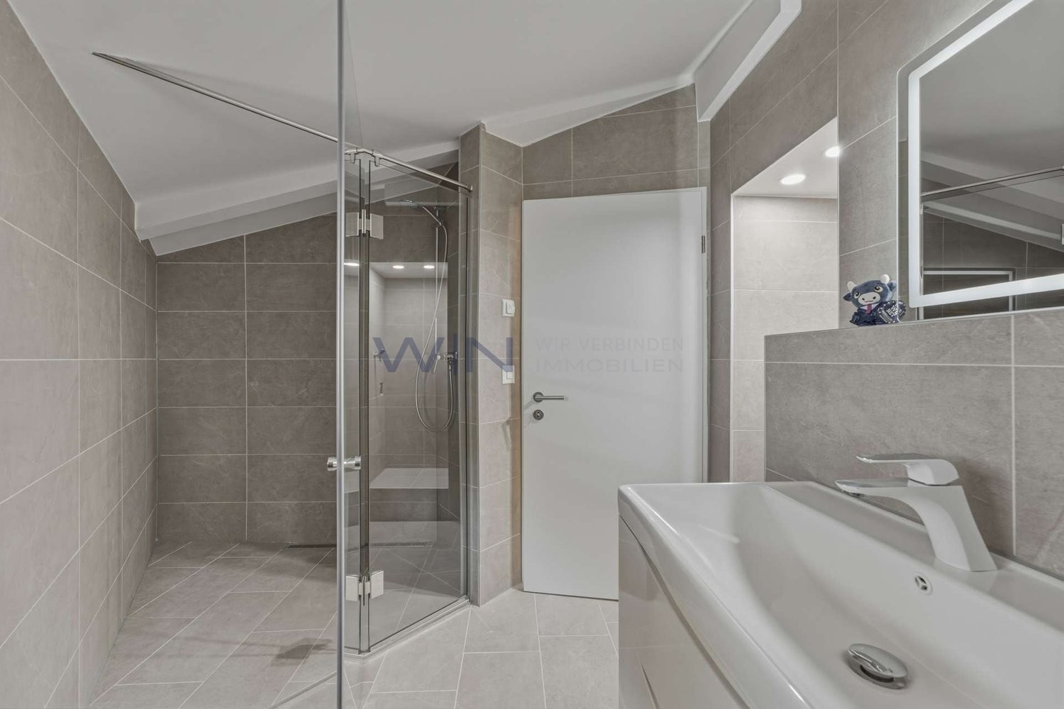 7 ½ rooms multi family house, photo 9 of 10