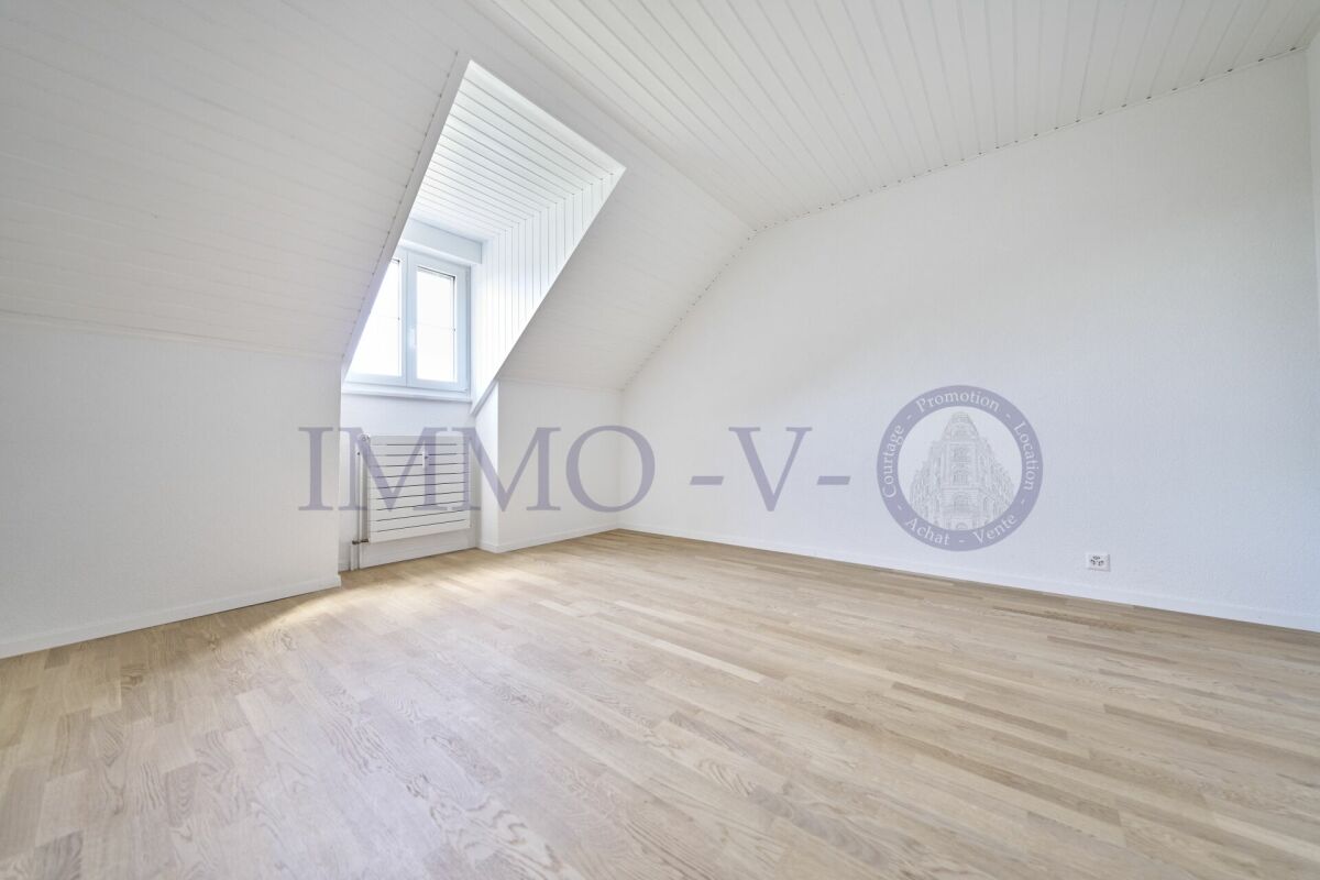 5 rooms attic flat, photo 6 of 10