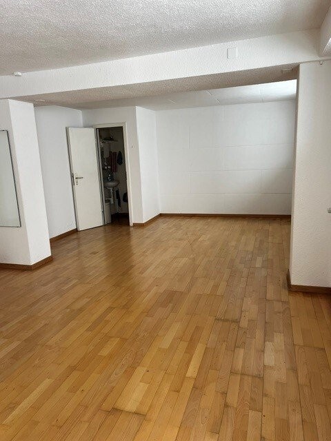 38m² commercial, photo 1 of 3