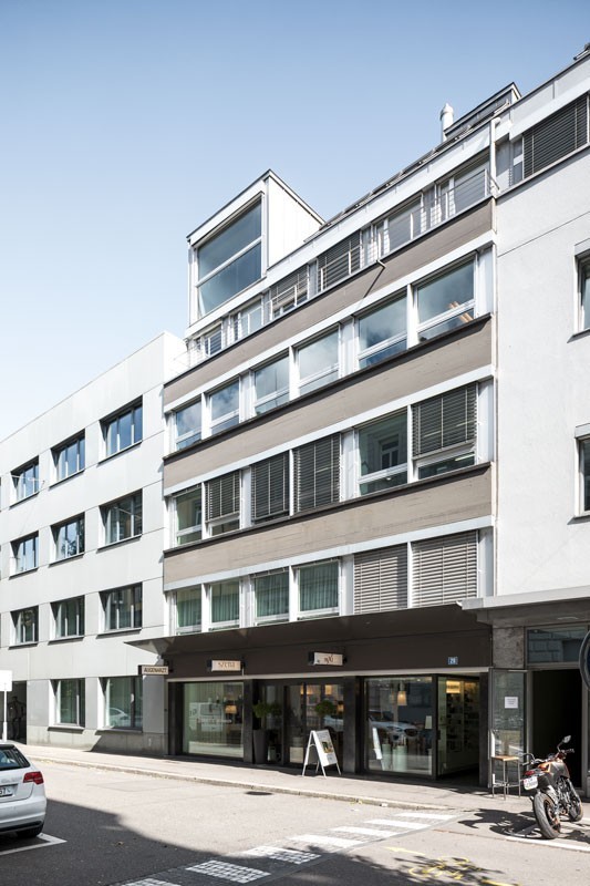 96m² shop, photo 1 of 5