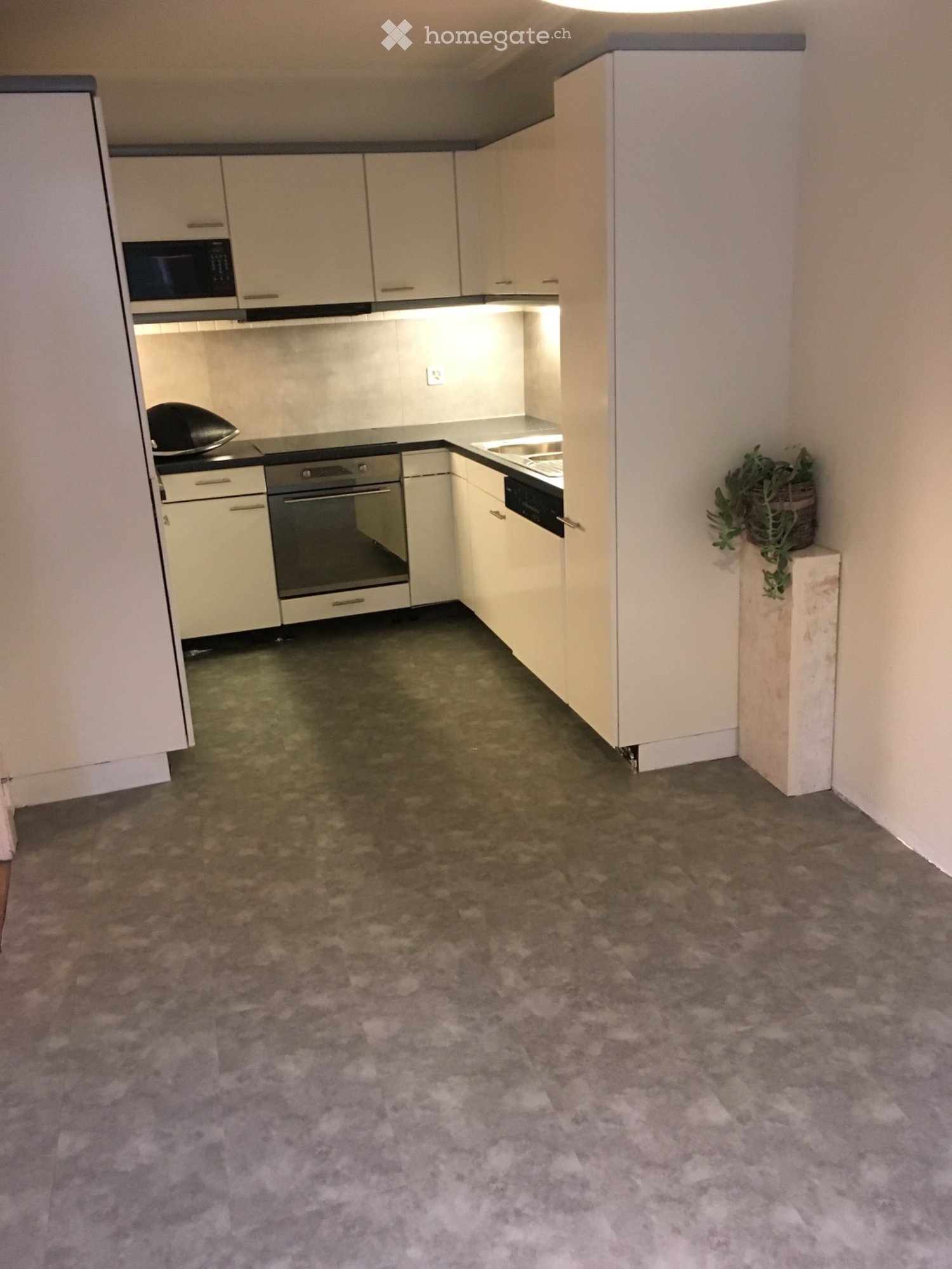 4 rooms apartment, photo 2 of 5