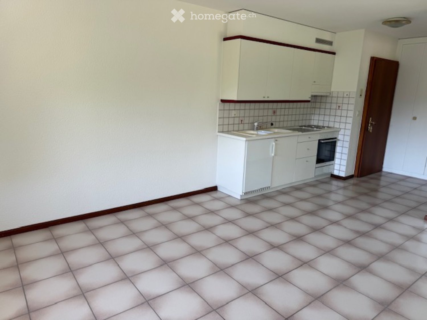1 room apartment, photo 3 of 5