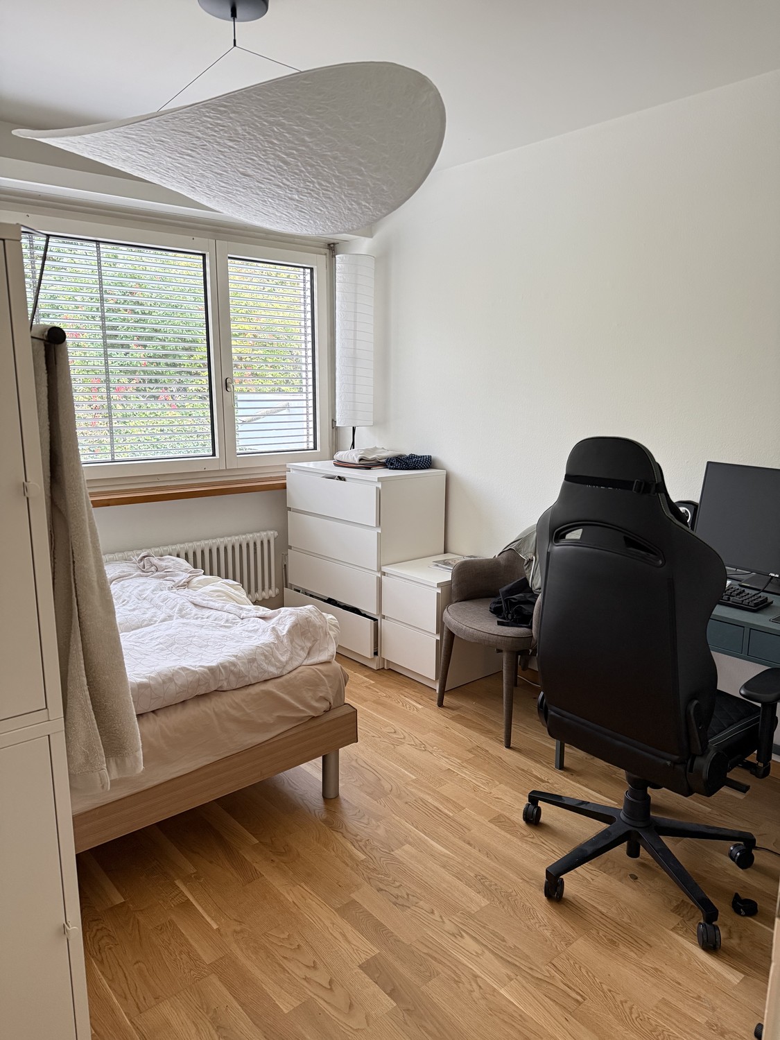 5 rooms apartment