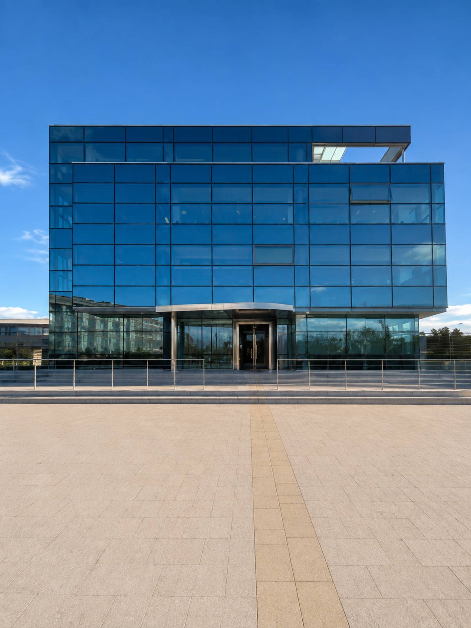 200m² office, photo 1 of 5