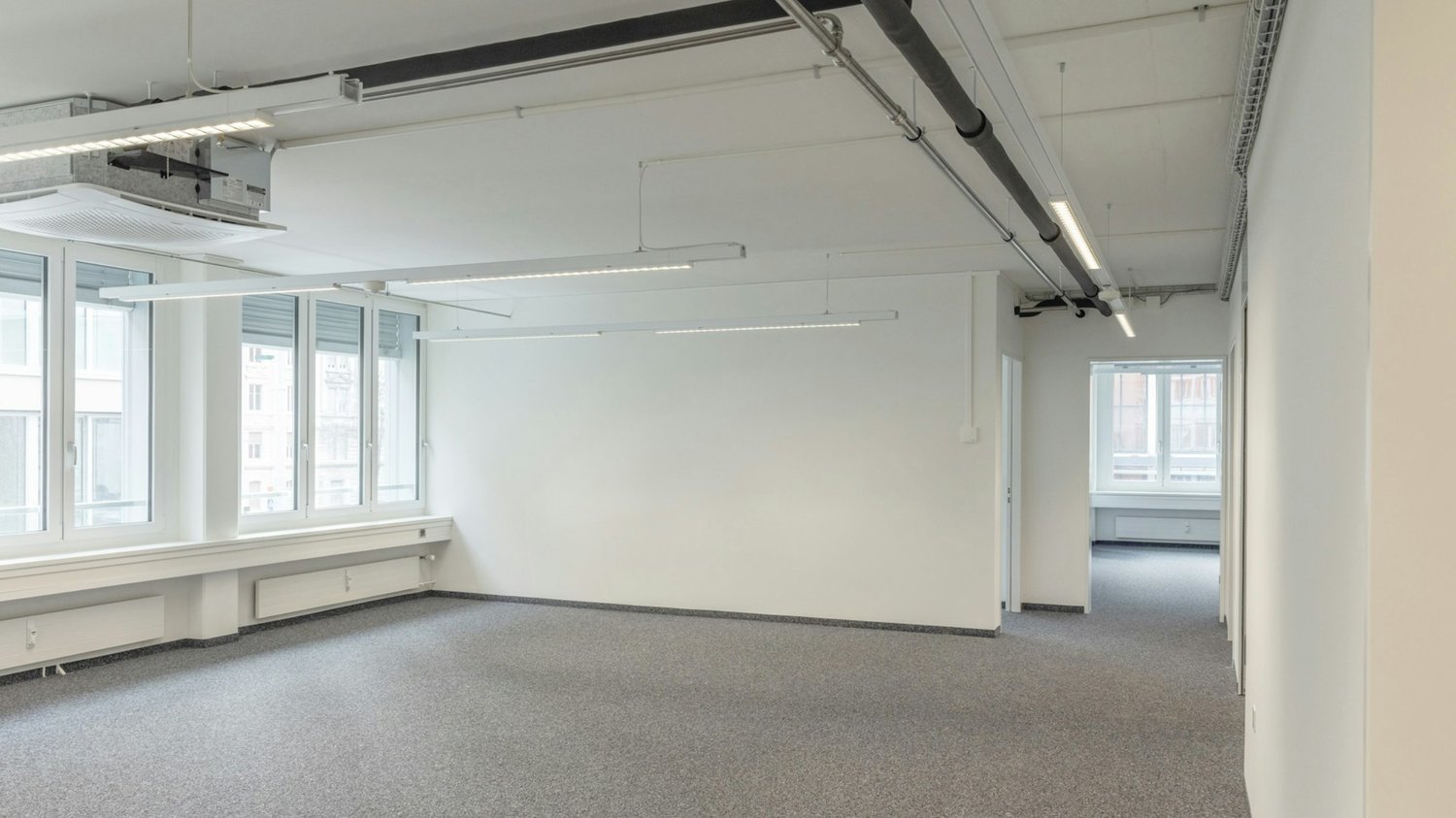 460m² office, photo 9 of 9