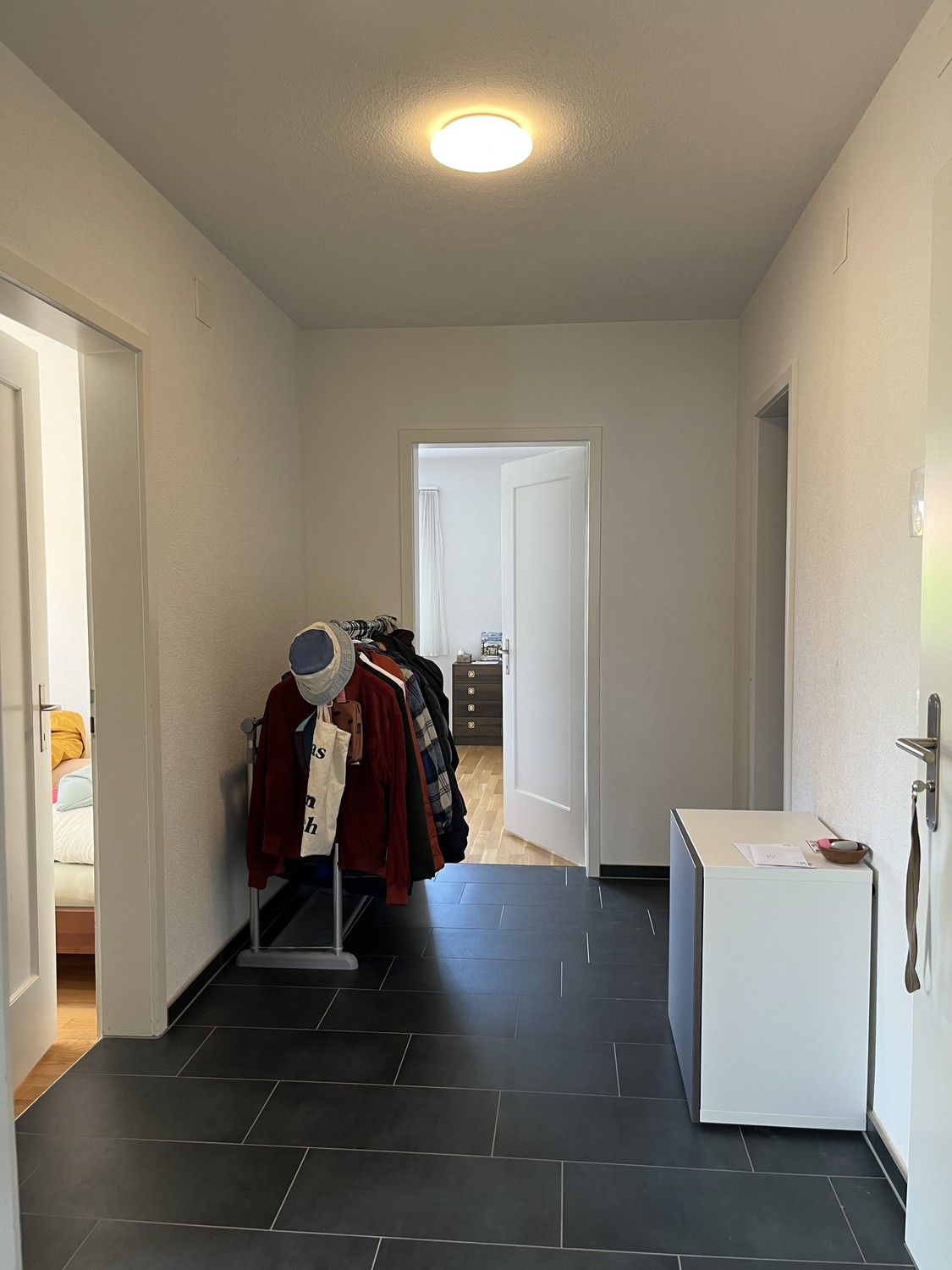 Chambre dans un appartement partagé