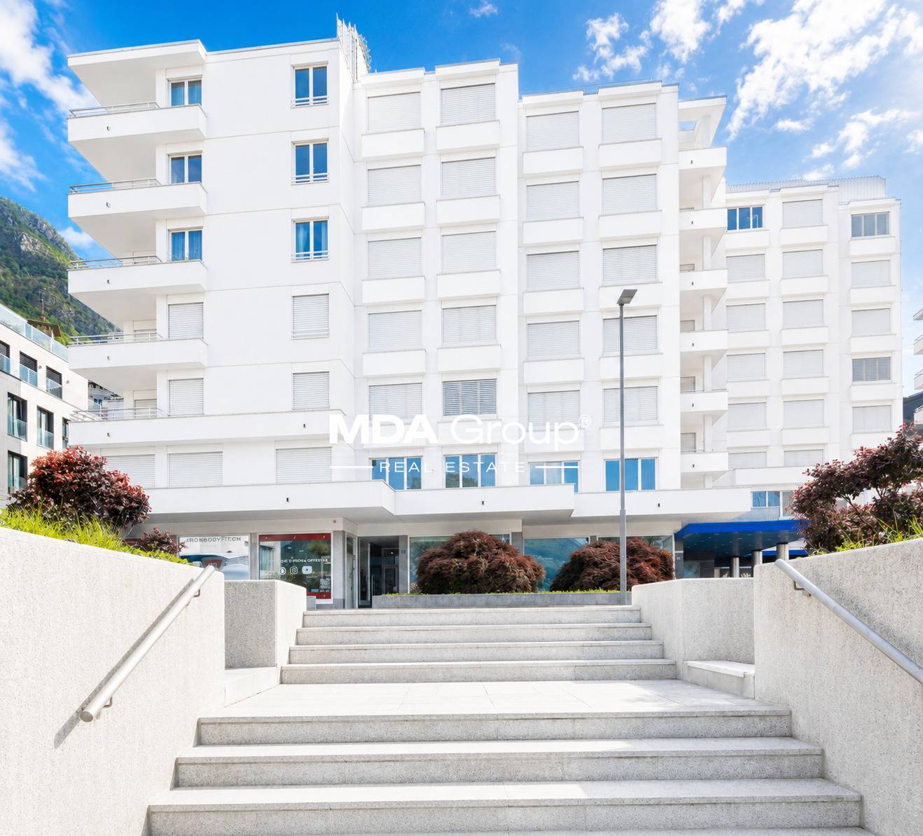 226m² office
