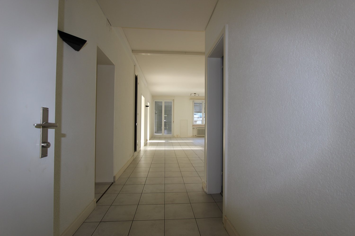 232m² office, photo 3 of 10