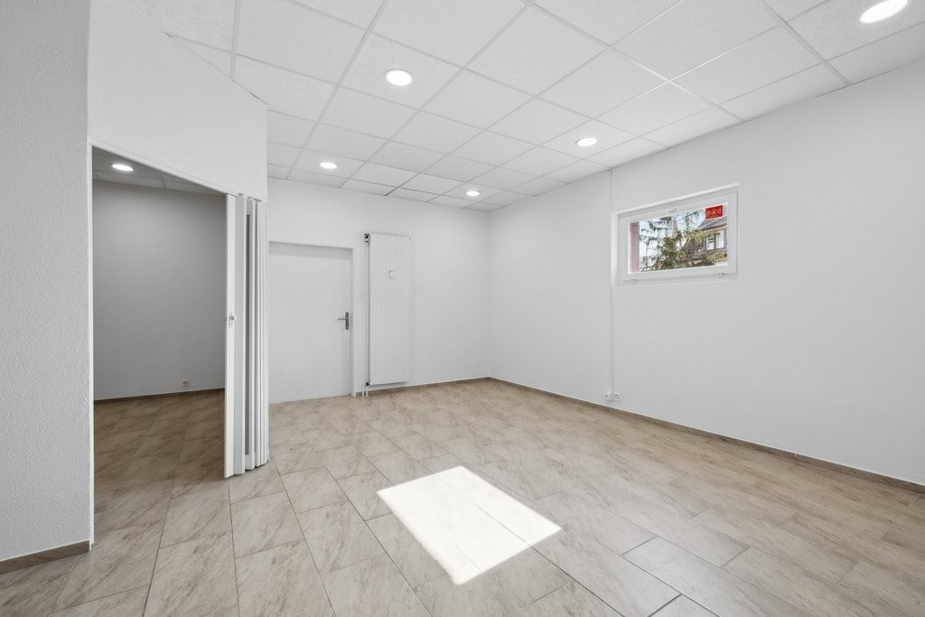 193m² shop, photo 8 of 10