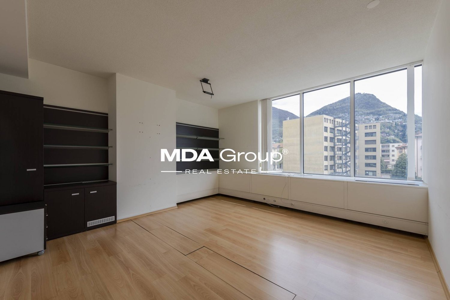 105m² office, photo 1 of 7