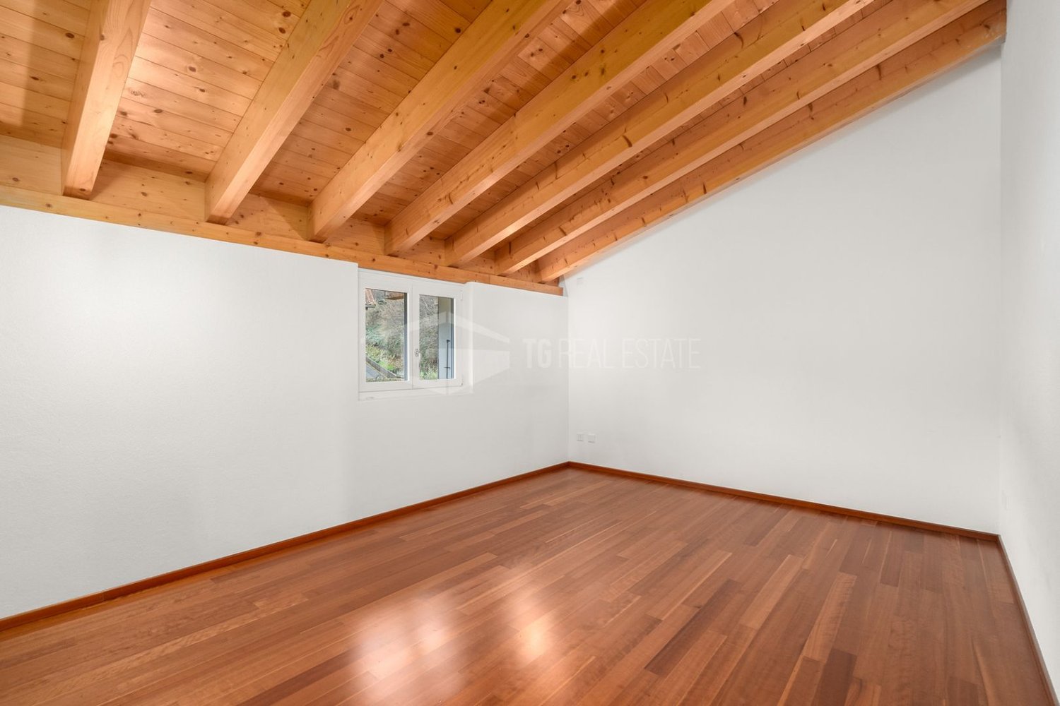 4 ½ rooms attic flat, photo 9 of 10
