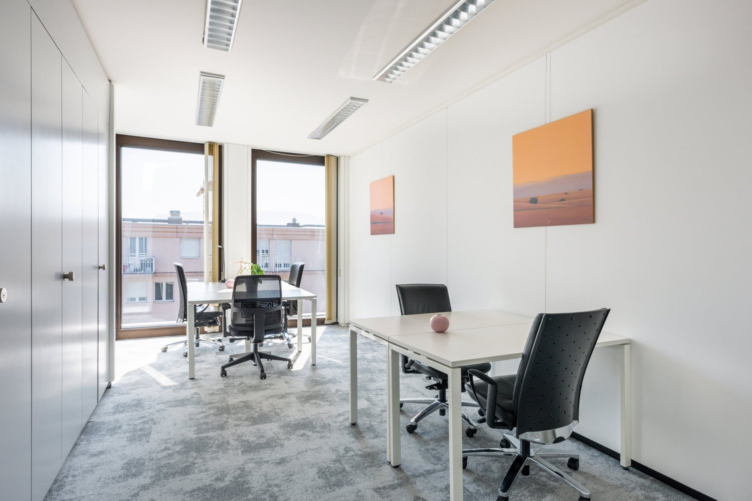 Office, photo 1 sur 9