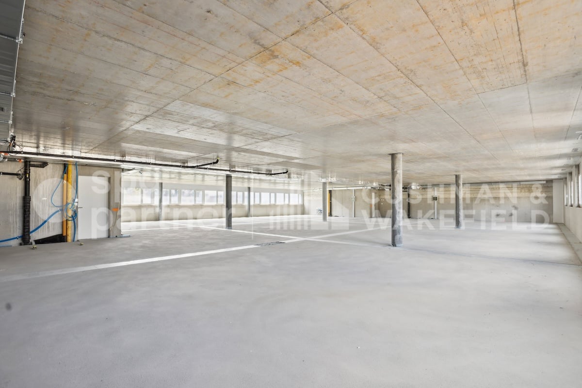 500m² office, photo 9 of 10