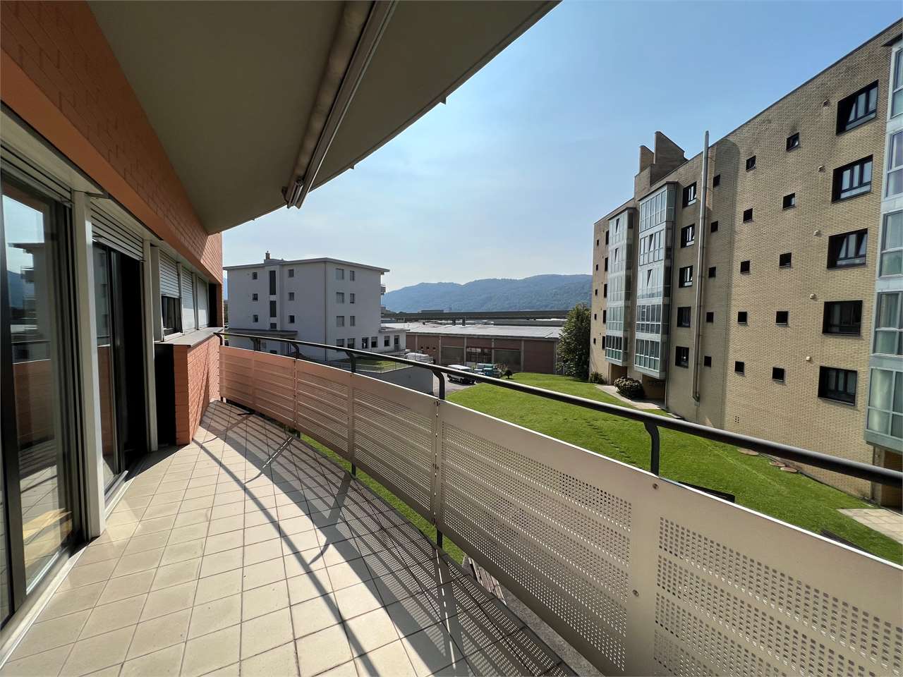 3 ½ Zimmer möblierte Wohnung