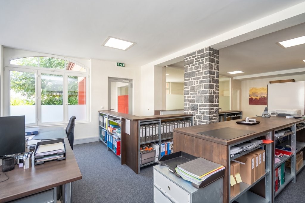 478m² office