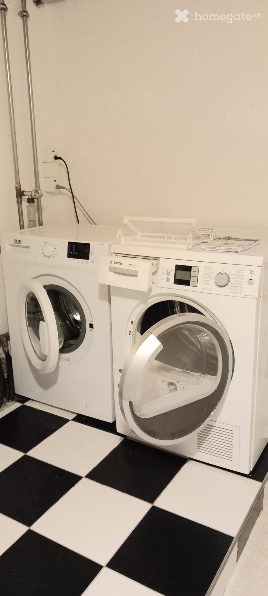 Room in a single-family house for rent:

- furnished
- incl. washing machine and tumble dryer
- shared bathroom
- shared kitchen
- Beinwil am See train station 5 minutes on foot

No administration
No deposit
No extract from the debt enforcement register, photo 5 of 5