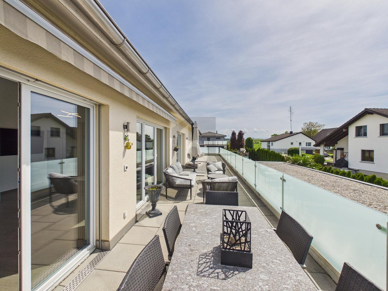5 ½ rooms terrace flat, photo 1 of 4