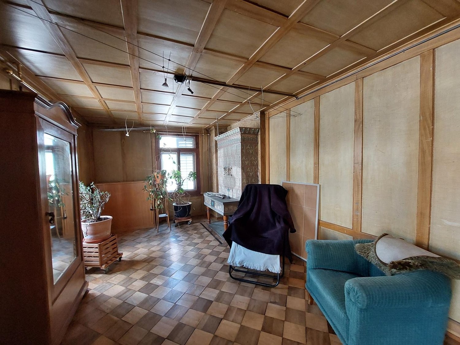 18 rooms multi family house, photo 3 of 4
