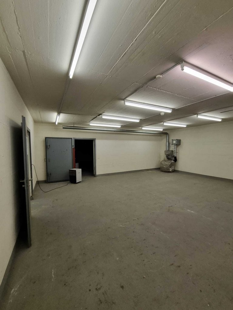 200m² storage room, Foto 3 von 4