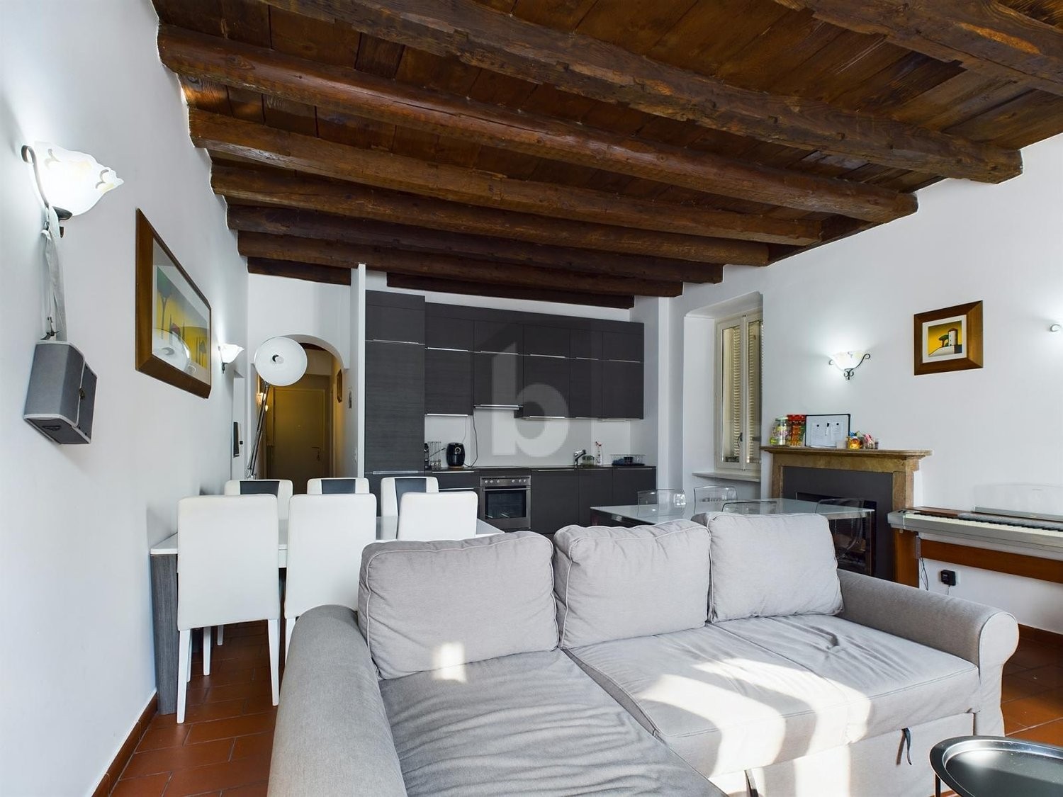 2 rooms apartment, photo 4 of 4