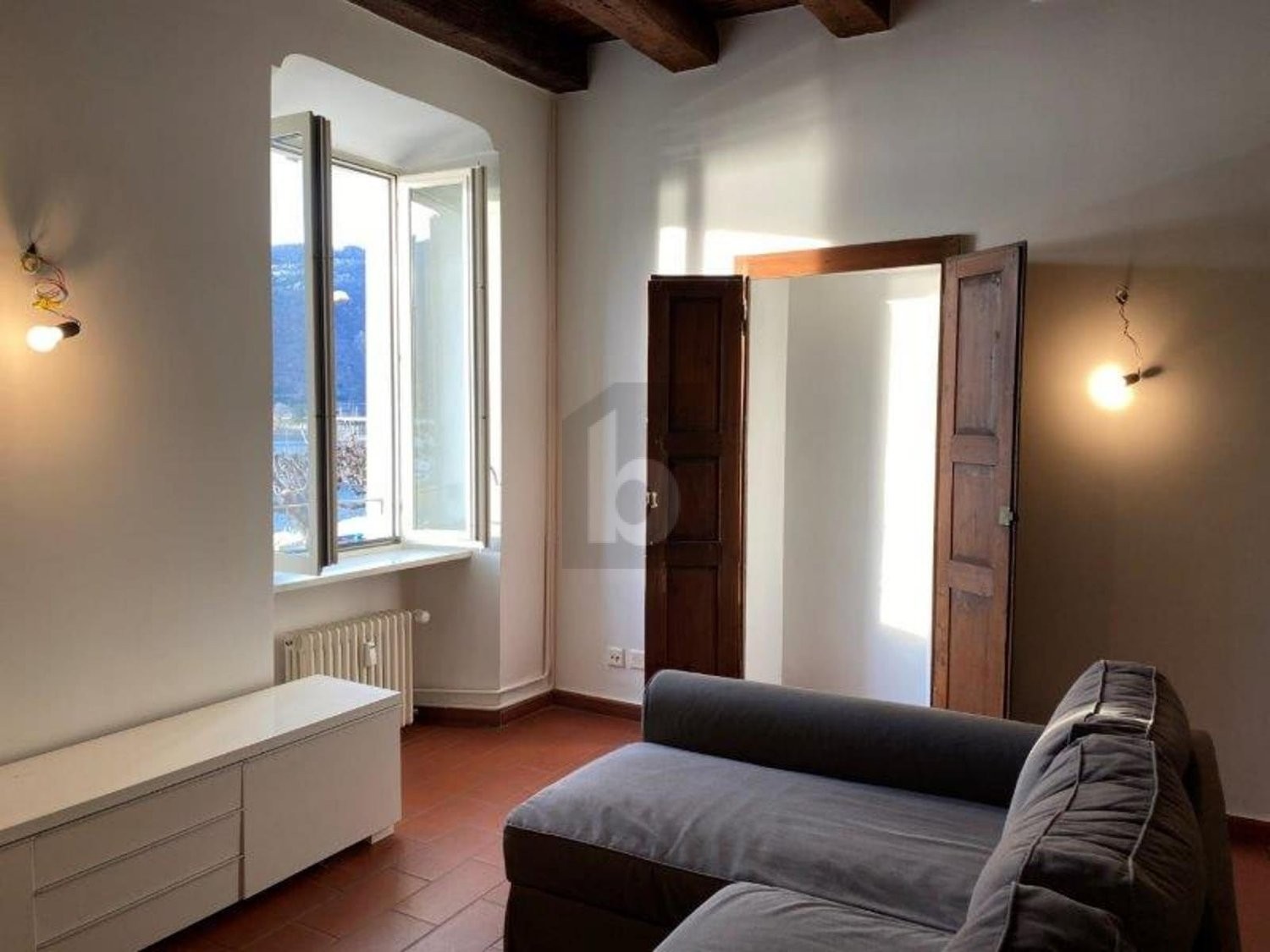 2 rooms apartment, photo 2 of 4