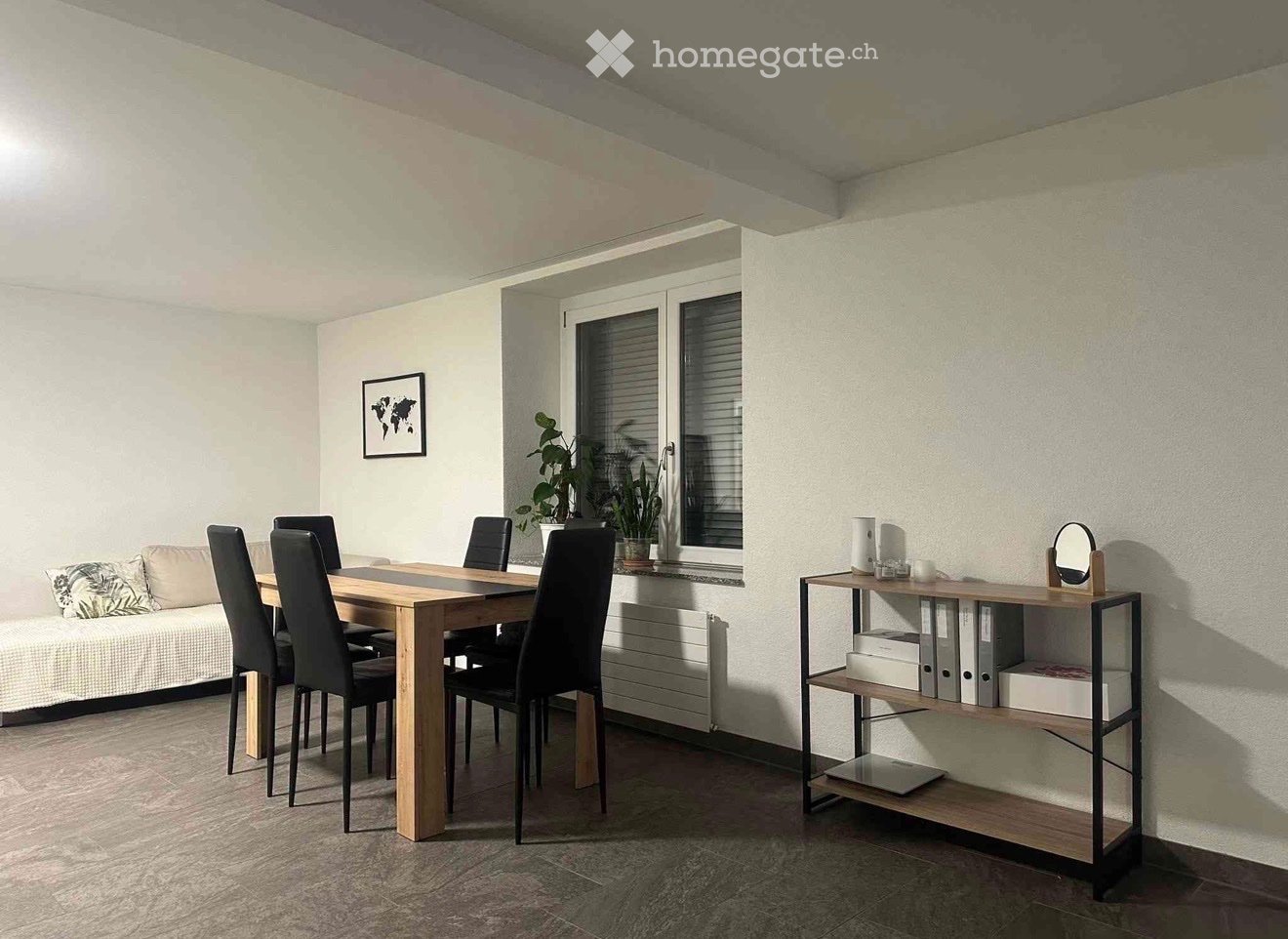 5 rooms apartment